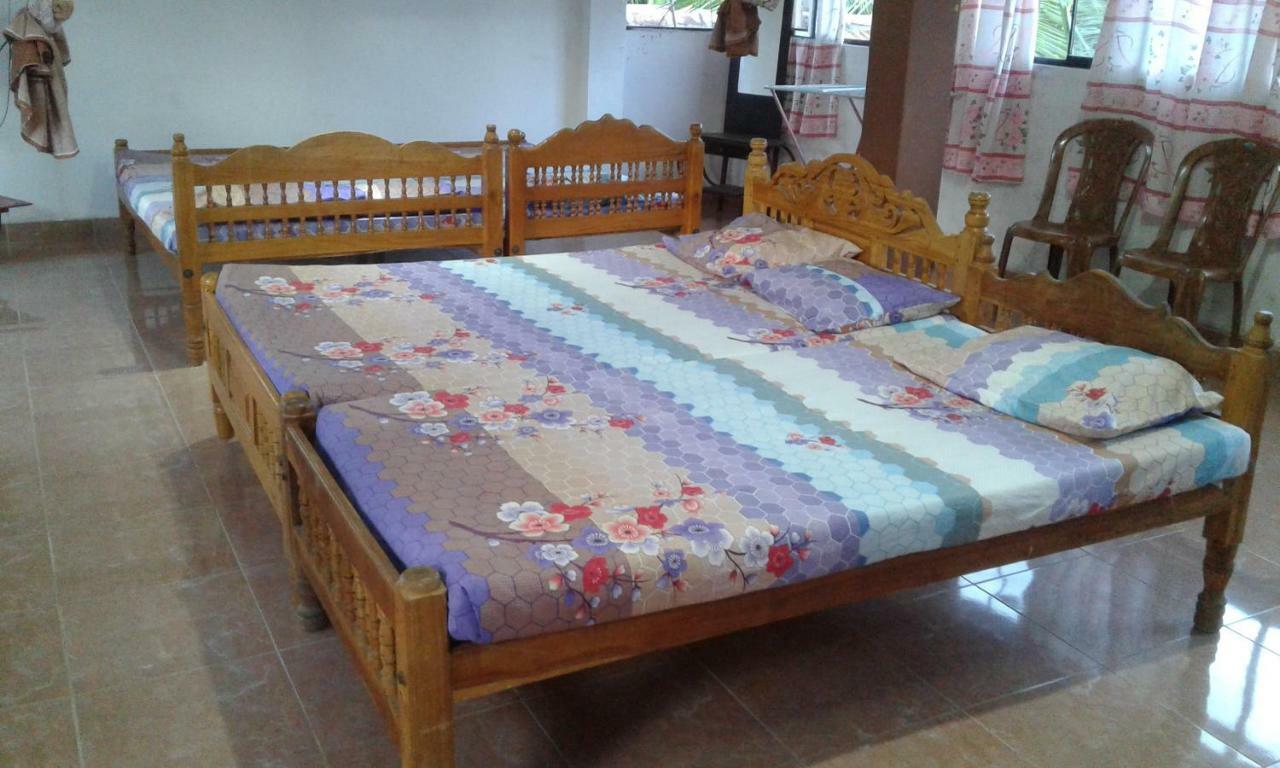 Kunam Beach Rest Inn Batticaloa Habitación foto
